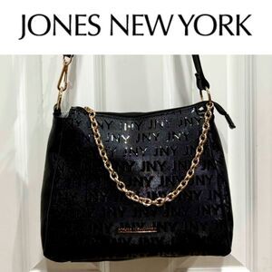 JONES NEW YORK - NWOT "Mabel" Signature Faux Leather Crossbody/Gold Chain Detail